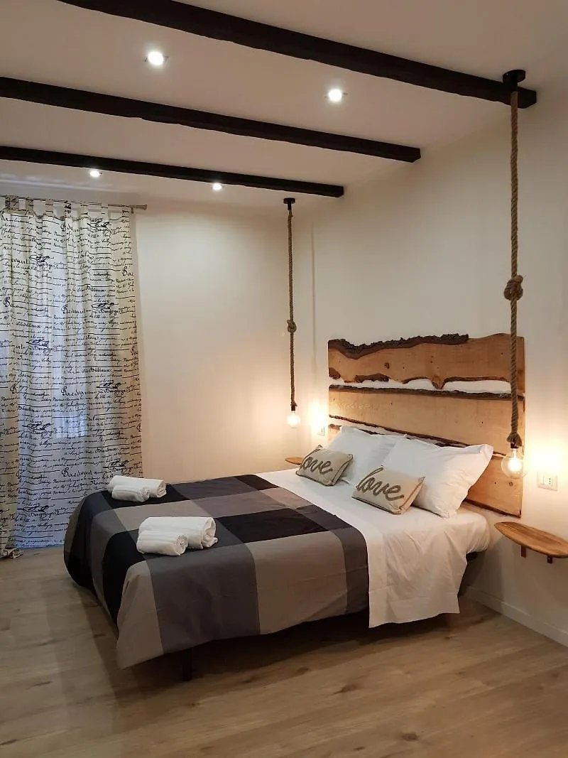 住宿加早餐酒店 B&B Gisira 卡塔尼亚